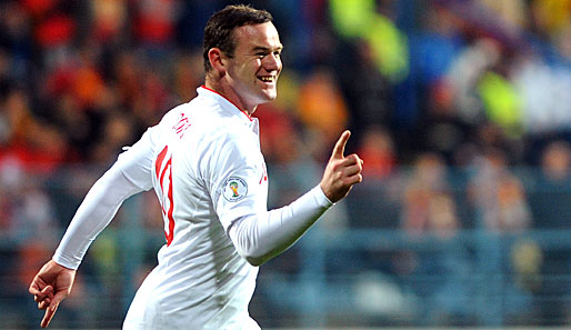 Jubelt Wayne Rooney nächste Saison im PSG-Trikot? Sein Wechsel nach Frankreich ist offenbar fix