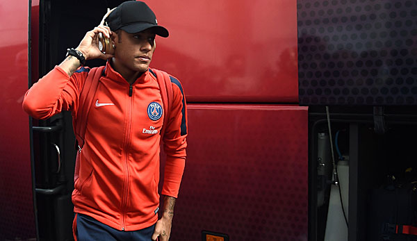 Wegen der Rekordtransfers von Neymar und Kylian Mbappe leitet die UEFA ein Prüfverfahren gegen PSG ein