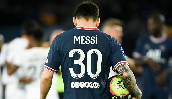 Lionel Messi ist beim 2:1-Sieg von Paris Saint-Germain gegen den amtierenden Meister OSC Lille bereits zur Halbzeit verletzungsbedingt ausgewechselt worden.