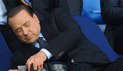 Silvio Berlusconi mischt sich schon zu Beginn der neuen Saison in die Belange von Trainer Leonardo ein