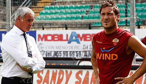 Trainer Claudio Ranieri: Er soll das Team um Francesco Totti aus der Misere führen