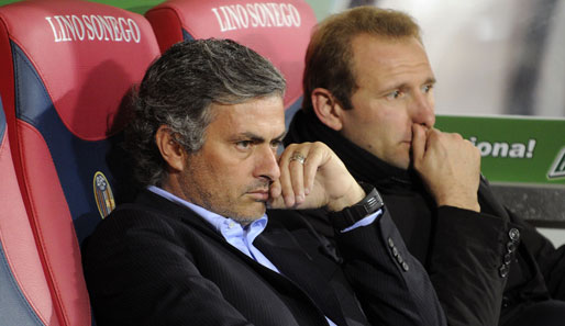 Ohne Sechs nach Bari: Inter-Coach Jose Mourinho (l.)