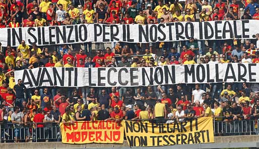 Die Anhänger des US Lecce müssen beim Kellerduell gegen AS Bari draußen bleiben