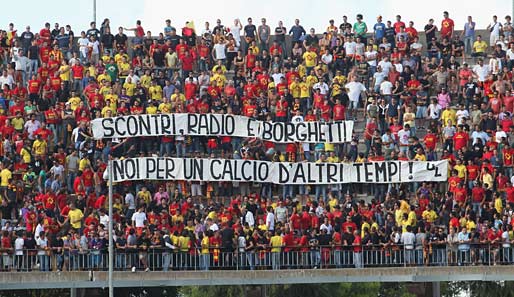 Nach Protesten beider Klubs dürfen die Fans doch ins Stadio Via del Mare