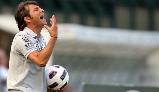 Antonio Conte könnte in der nächsten Saison an der Turiner Seitenlinie gestikulieren