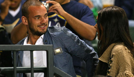 Ziehen Wesley Sneijder und seine Gattin Yolanthe bald von Mailand nach Manchester um?