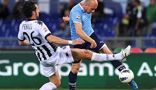 Tommaso Rocchi - rechts gegen Sienas Emanuele Pesoli - soll künftig für Inter Mailand auflaufen