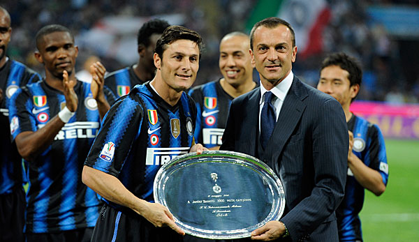 Marco Branca durfte als Sportdirektor auch Inter-Urgestein Javier Zanetti ehren