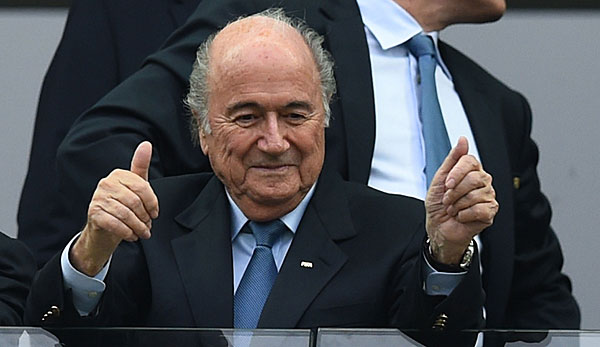 Sepp Blatter soll den Videobeweis-Test scheinbar unterstützen