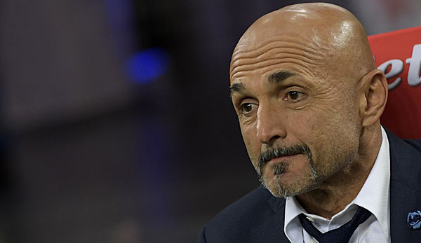 Inter Mailands Coach Luciano Spalletti auf der Trainerbank