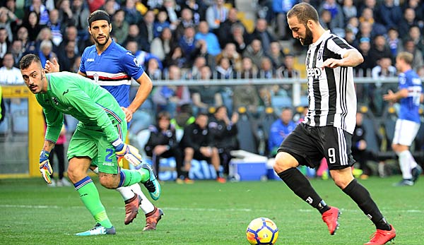 Juventus Turin spielt in der Serie A gegen Genua