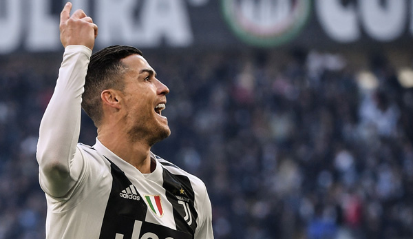 Cristiano Ronaldo hat den Ballon d'Or insgesamt fünfmal gewonnen.