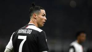 Manche Kicker träumen davon, bei ihren Vereinen mit der prestigeträchtigen Rückennummer sieben aufzulaufen. Besonders Cristiano Ronaldo von Juventus Turin besteht auf seine Lieblingszahl. SPOX zeigt seine Vorgänger bei Juve seit 1990.