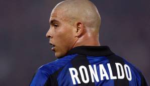 RONALDO (98 Einsätze von 1997 bis 2002): Gewann 1998 den UEFA-Pokal mit Inter und wurde im selben Jahr auch zu Italiens Fußballer des Jahres gewählt. Kniebeschwerden beendeten die Karriere des dreifachen Weltfußballers (1996, 1997 & 2002) zu früh.