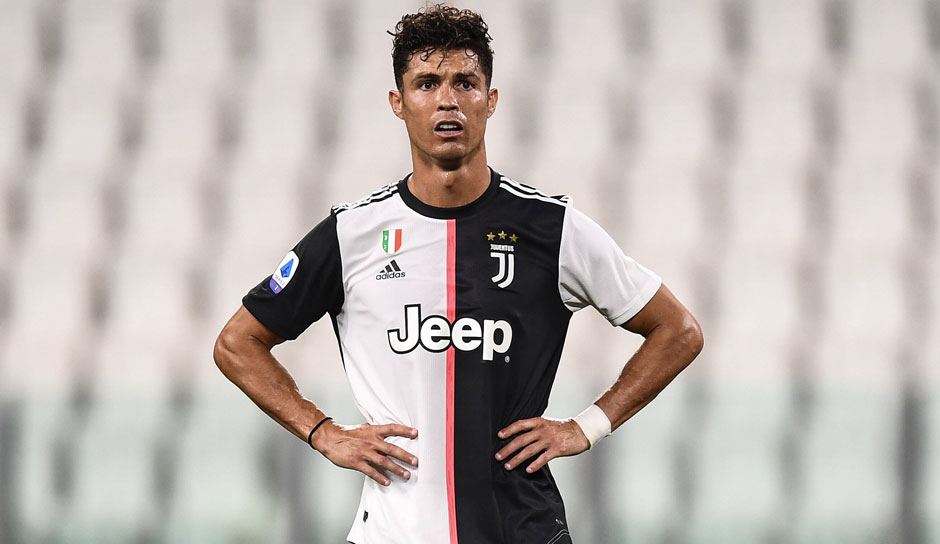 Die italienische Serie A hat die Liga-Awards der Spielzeit 2019/20 verkündet. Während sich gleich drei (künftige) Juventus-Spieler über Auszeichnungen freuen dürfen, geht Cristiano Ronaldo leer aus.