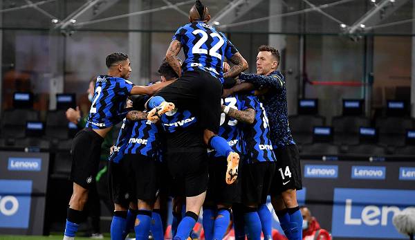 Inter gewann 4:3 gegen Florenz.