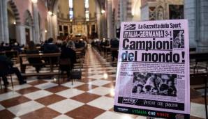 In der Kathedrale von Vicenza erinnere eine Titelseite von 1982 an Rossis WM-Triumph mit der Squadra Azzurra.