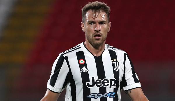 Aaron Ramseys Zukunft ist ungewiss, nun hat ein englischer Klub bei Juventus Turin angefragt.