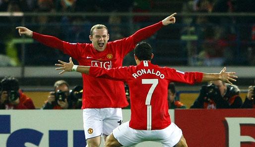 Wayne Rooney (l.) gewann mit Manchester United und Cristiano Ronaldo 2008 die Champions League