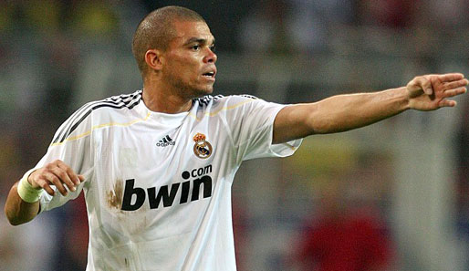 Pepe bleibt Real Madrid einem Medienbericht zufolge bis 2015 erhalten