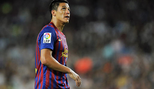 Sanchez könnte Barca in den nächsten 13 Pflichtspielen fehlen, heißt es auf der Klub-Homepage