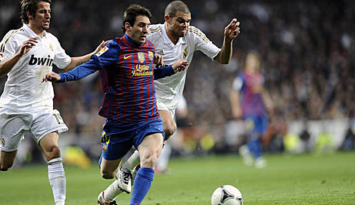 Drei der Protagonisten: Coentrao, Messi und Pepe (v.l.), dem der Tiefpunkt vorbehalten blieb