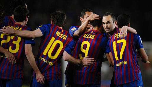 Ein gewohntes Bild bei Barcelona: Die Superstars um Lionel Messi feiern einen Treffer