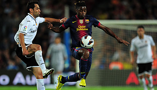Barca-Neuzugang Alexandre Song (r.) stand gegen Valencia in der Startelf