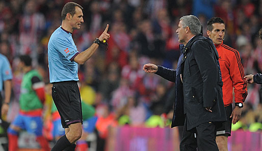 Im Finale gegen Atletico wurde Jose Mourinho vom Schiedsrichter auf die Tribüne geschickt