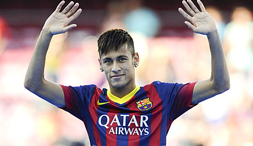 Kaum da, schon Ärger: Wegen dem Neymar-Transfer droht Barcelona ein juristisches Nachspiel