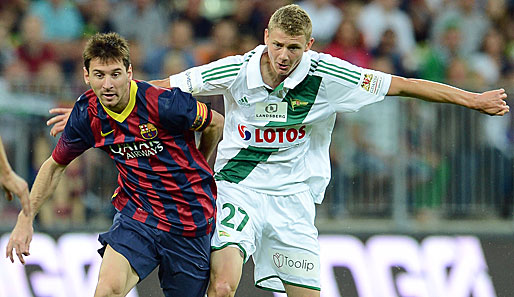 Lionel Messi (l.) traf für den FC Barcelona zum 2:2-Endstand