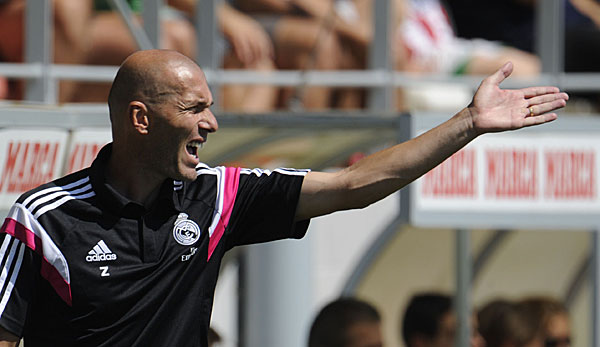 Zinedine Zidane darf wieder an die Seitenlinie