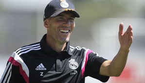 Zinedine Zidane darf Real Madrid Castilla weiterhin als Trainer betreuen