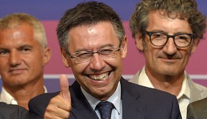 Josep Bartomeu (M.) ernannte einen neuen Sportdirektor