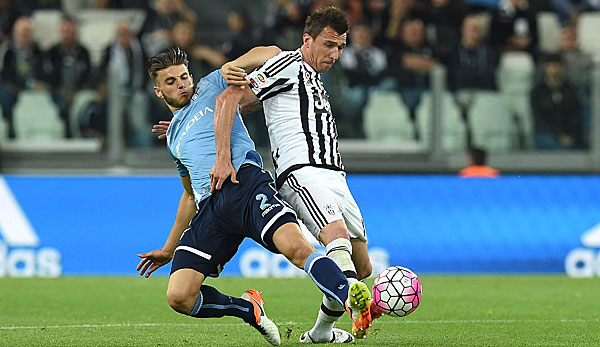 Mario Mandzukic steht bei Juventus nach der Verpflichtung von Higuain vor dem Aus