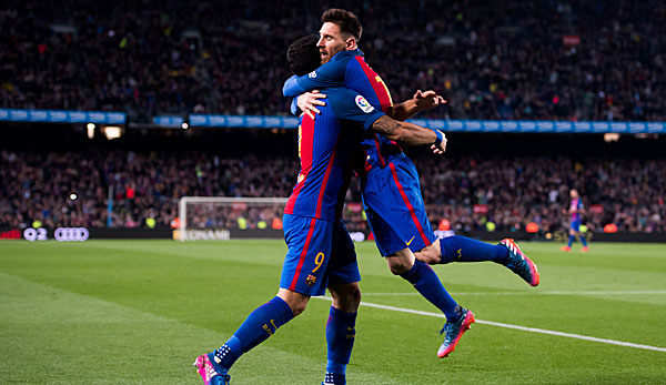 Der FC Barcelona schlug den FC Valencia mit 4:2 und einem Doppelpack von Messi