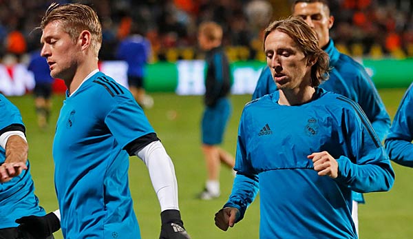 Toni Kroos und Luka Modric kehren bei Real Madrid ins Training zurück.