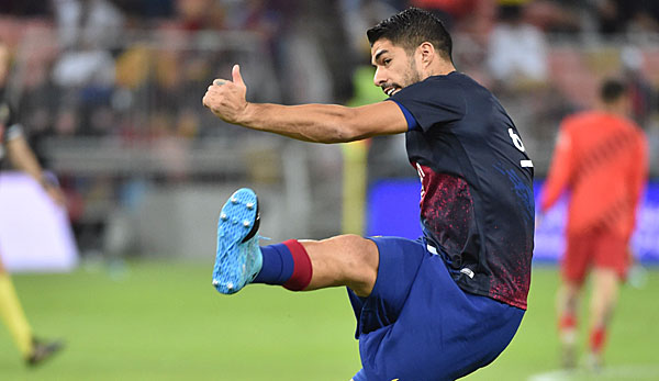 Torjäger Luis Suarez vom FC Barcelona erholt sich nach Informationen von Goal und SPOX gut von seiner Knie-Operation und könnte in dieser Saison doch noch zu Einsätzen kommen.