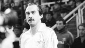 ULI STIELIKE (1981 – 1983): Der erste Deutsche, der die 10 bei Real getragen hat. Mit 143 Spielen für die Blancos hat auch er sich in den Geschichtsbüchern des Vereins verewigt. Nun aber zu den letzten 30 Jahren...