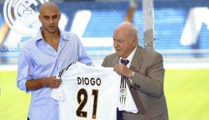 ABWEHR – CARLOS DIOGO (Uruguay): 19 Pflichtspiele für Real Madrid von 2005 bis 2006.