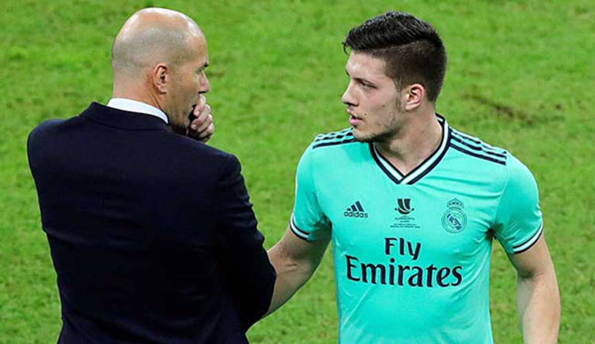 Glaubt weiterhin an einen Durchbruch von Jovic bei Real: Zinedine Zidane.