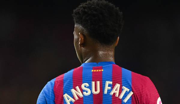 Ansu Fati hat seinen Vertrag beim FC Barcelona bis 2027 verlängert.