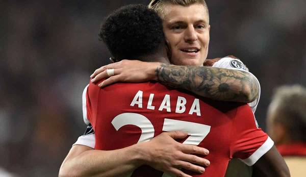 David Alaba und Toni Kroos spielten einst beim FC Bayern München zusammen. Seit diesem Sommer sind sie beide bei Real Madrid.