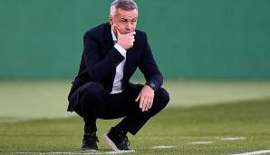 Der spanische Erstligist FC Elche hat nur wenige Minuten nach dem 0:3 (0:3) gegen Betis Sevilla seinen Trainer Fran Escriba entlassen.
