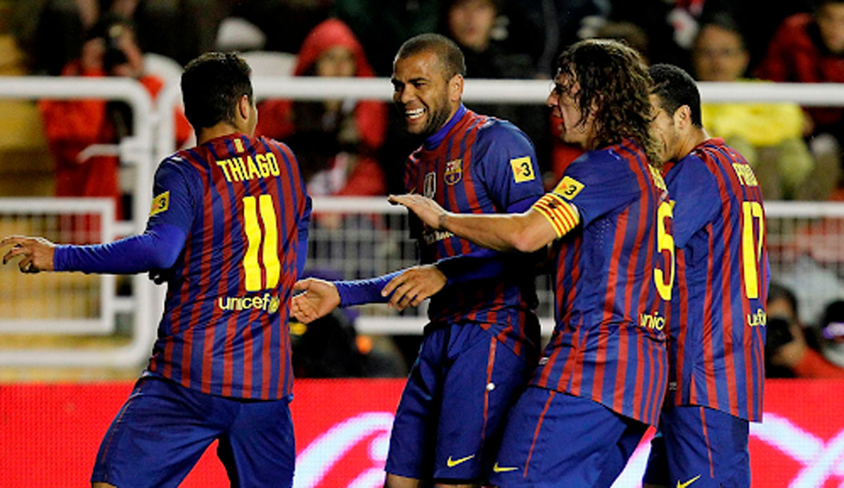 FC Barcelona – júbilo arrogante: Cuando Thiago y Dani Alves fueron clasificados por el capitán del Barcelona Carles Puyol