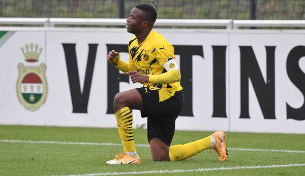 Youssoufa Moukoko erzielte gegen Rot-Weiss Essen gleich vier Tore.