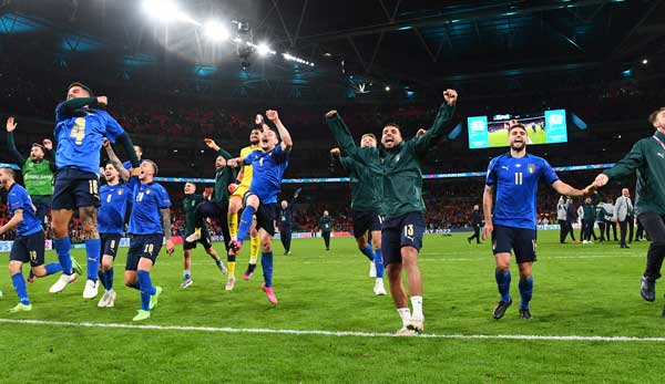 Im Halbfinale der Europameisterschaft setzte sich die Squadra Azzurra im Elfmeterschießen gegen Spanien durch.