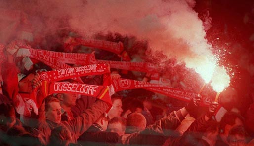 Einige der Randalierer solllen der Fan-Szene von Fortuna Düsseldorf zuzuordnen sein