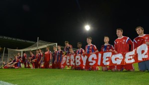 Der FC Bayern feierte den Derbysieg mit seinen Fans