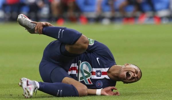 Kylian Mbappe musste im Coupe-de-France-Finale verletzt ausgewechselt werden.
